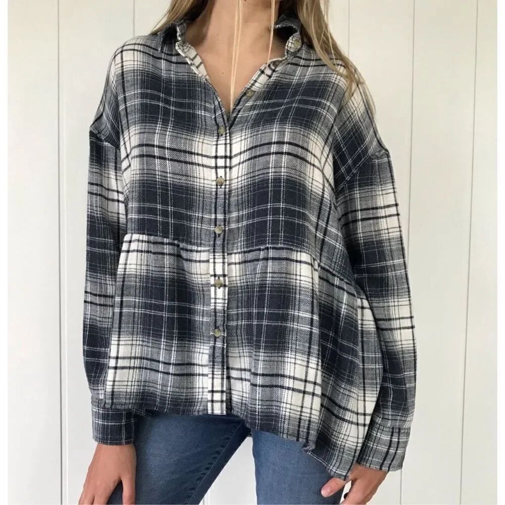 American Eagle Women’s Plaid Flannel Button Down Shirt Navy Blue Size M *Notes